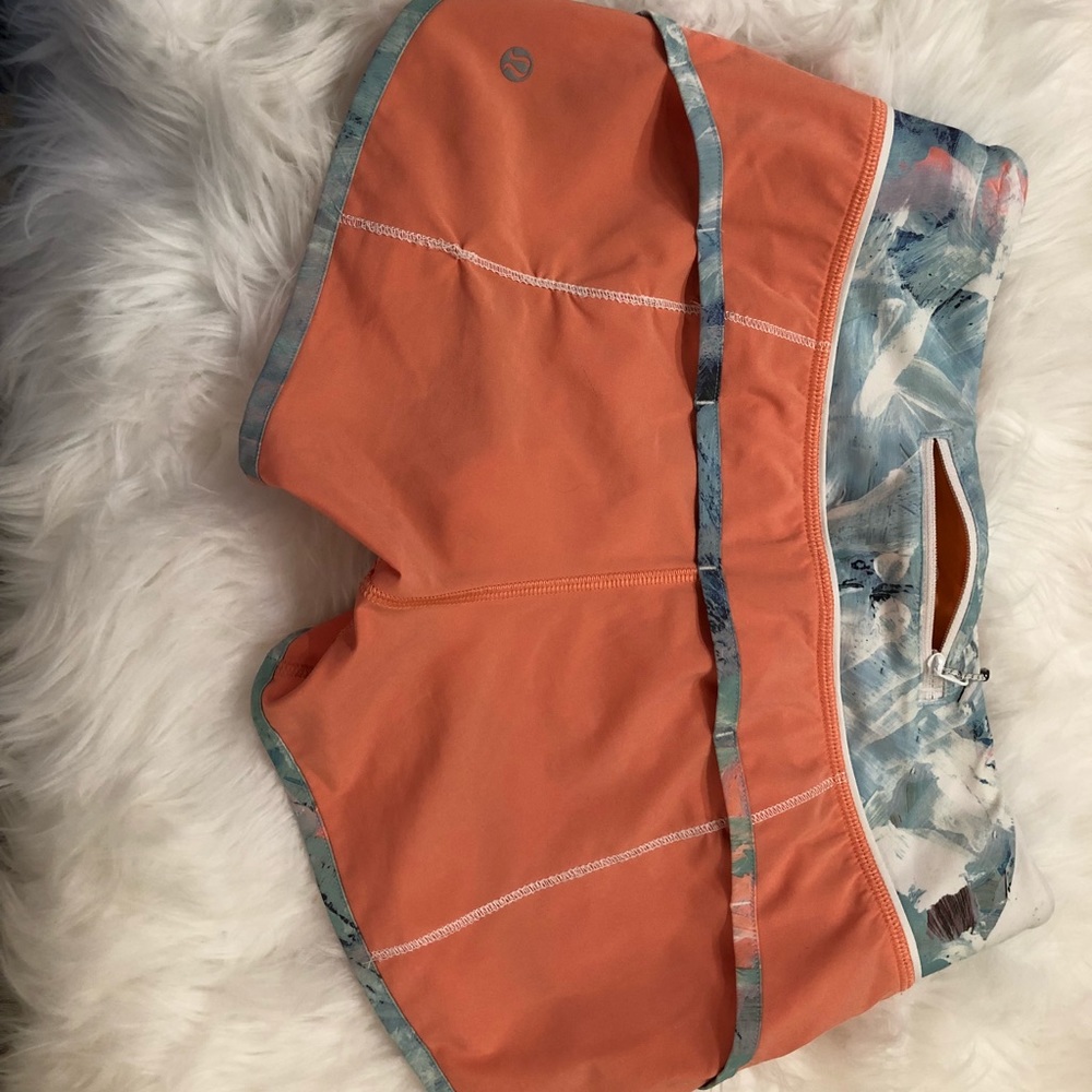Lululemon Speed shorts Size 2